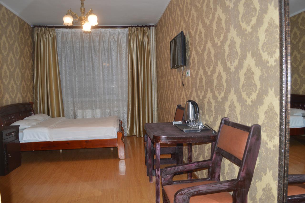 Land Hotel Ulan Bator Exteriör bild